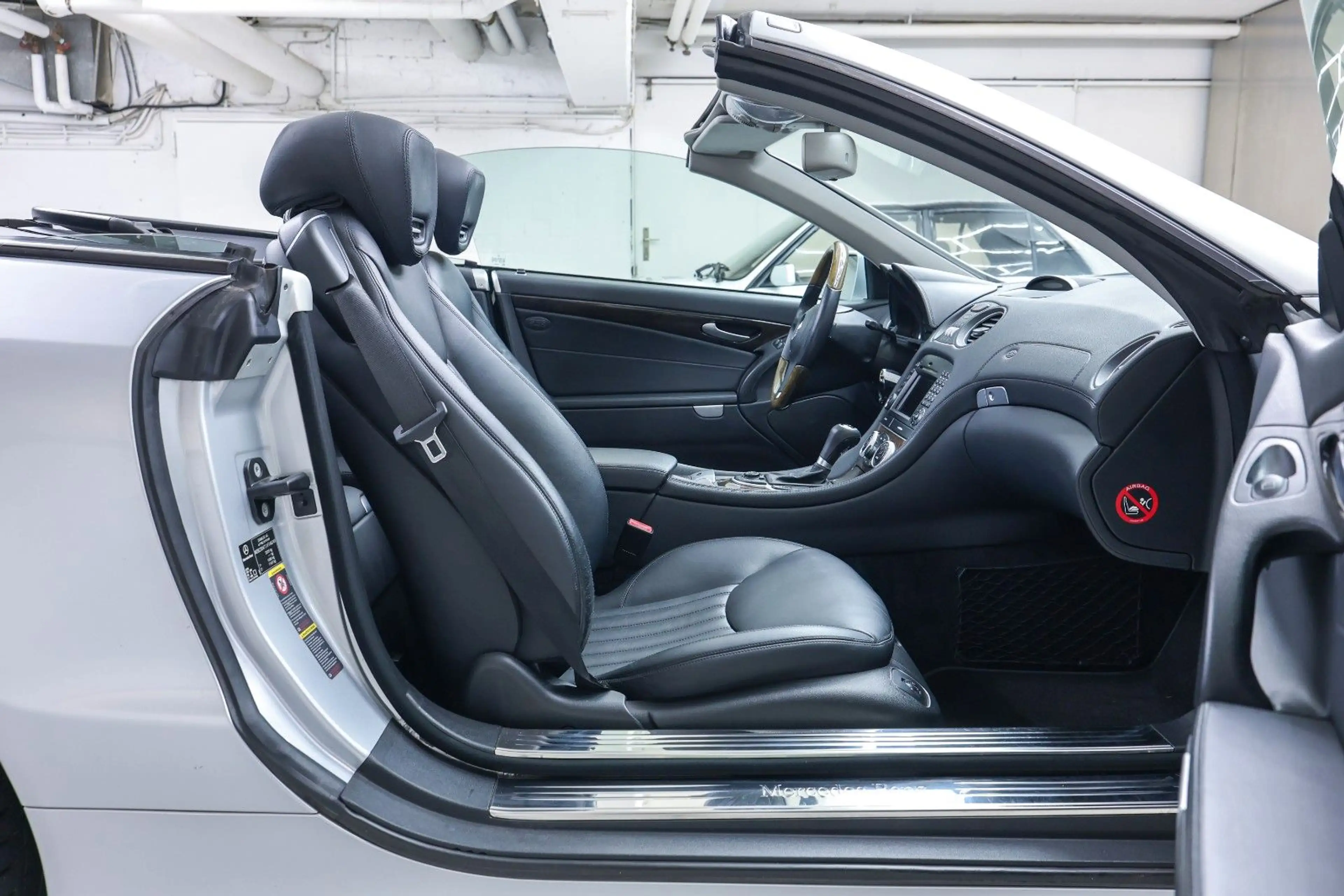 Mercedes-Benz SL 500 deutsches Fahrzeug Scheckheft — photo 13