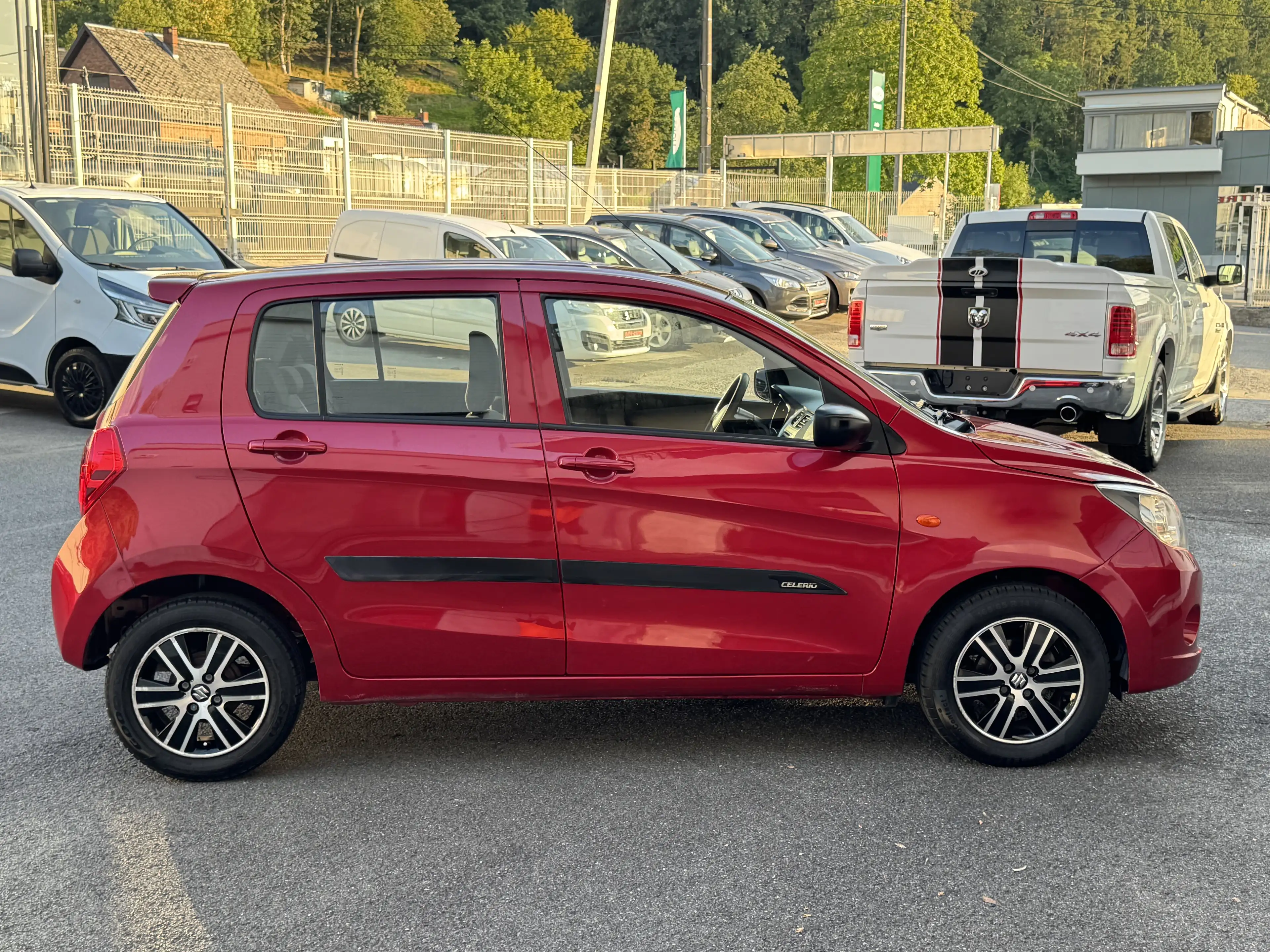 Suzuki Celerio 1000 ESSENCE 5 PORTES CLIM JANTE ALU ETAT NEUVE — photo 10