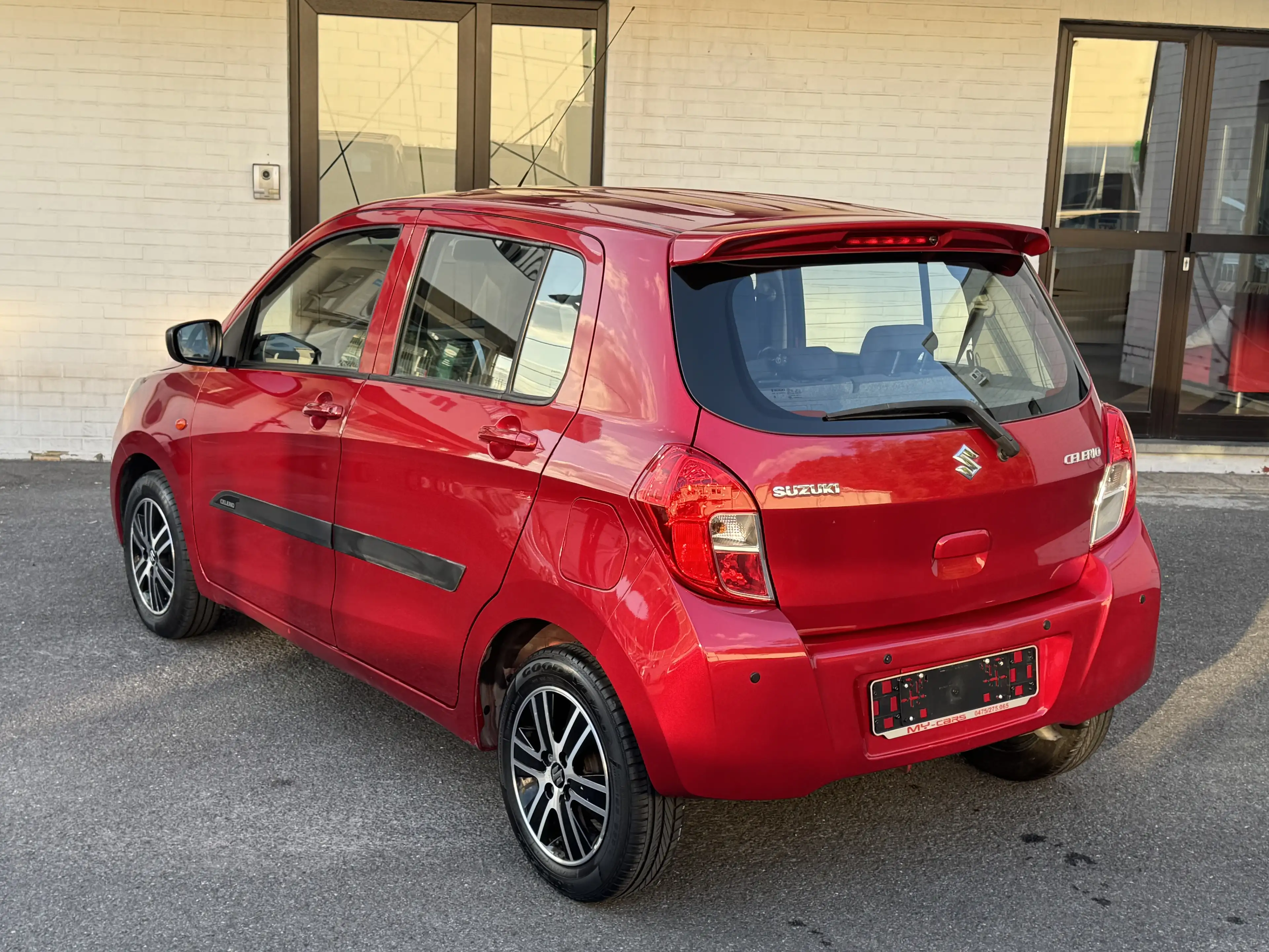 Suzuki Celerio 1000 ESSENCE 5 PORTES CLIM JANTE ALU ETAT NEUVE — photo 11