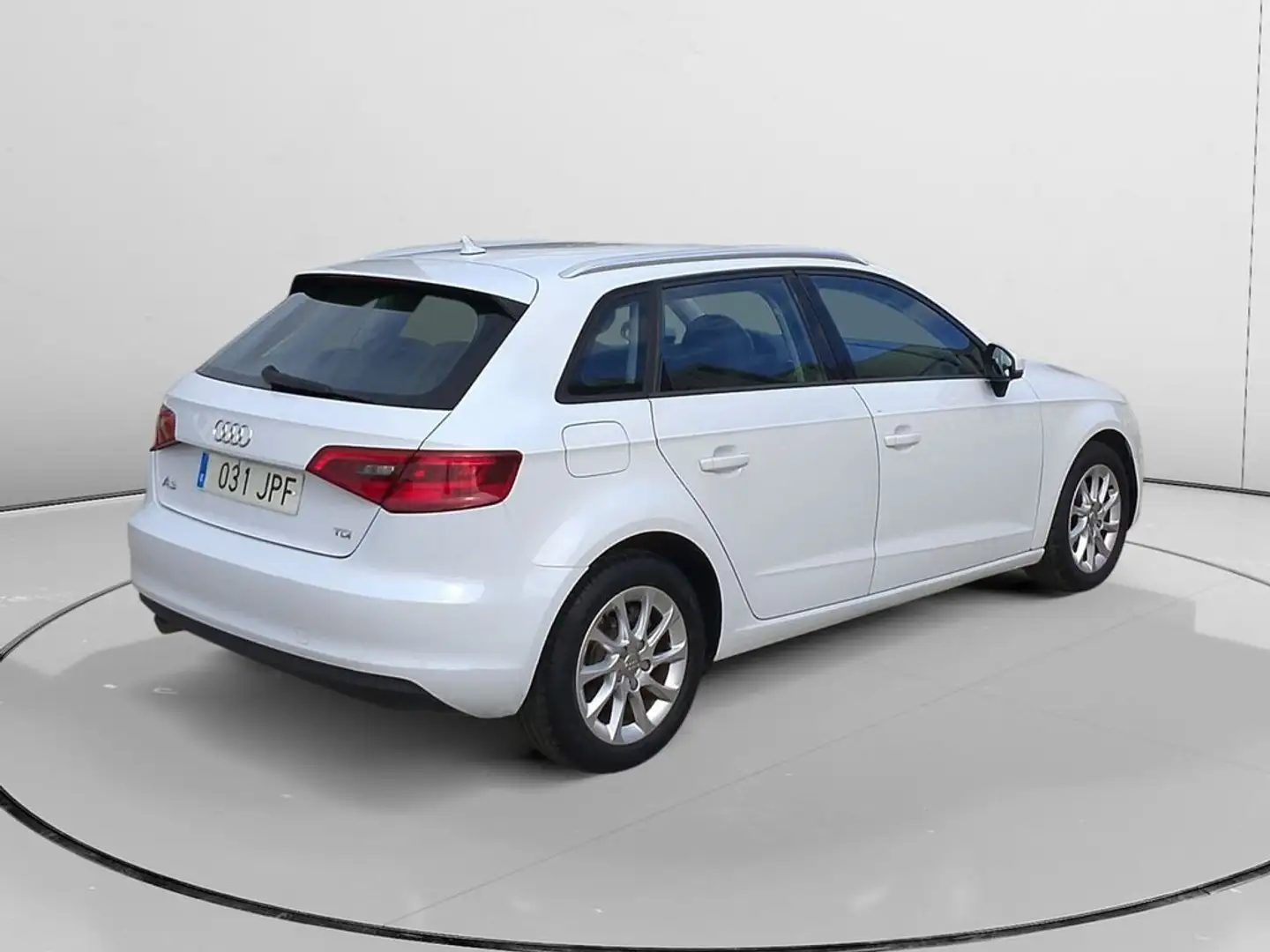 Audi A3 attraction Blanc - 2