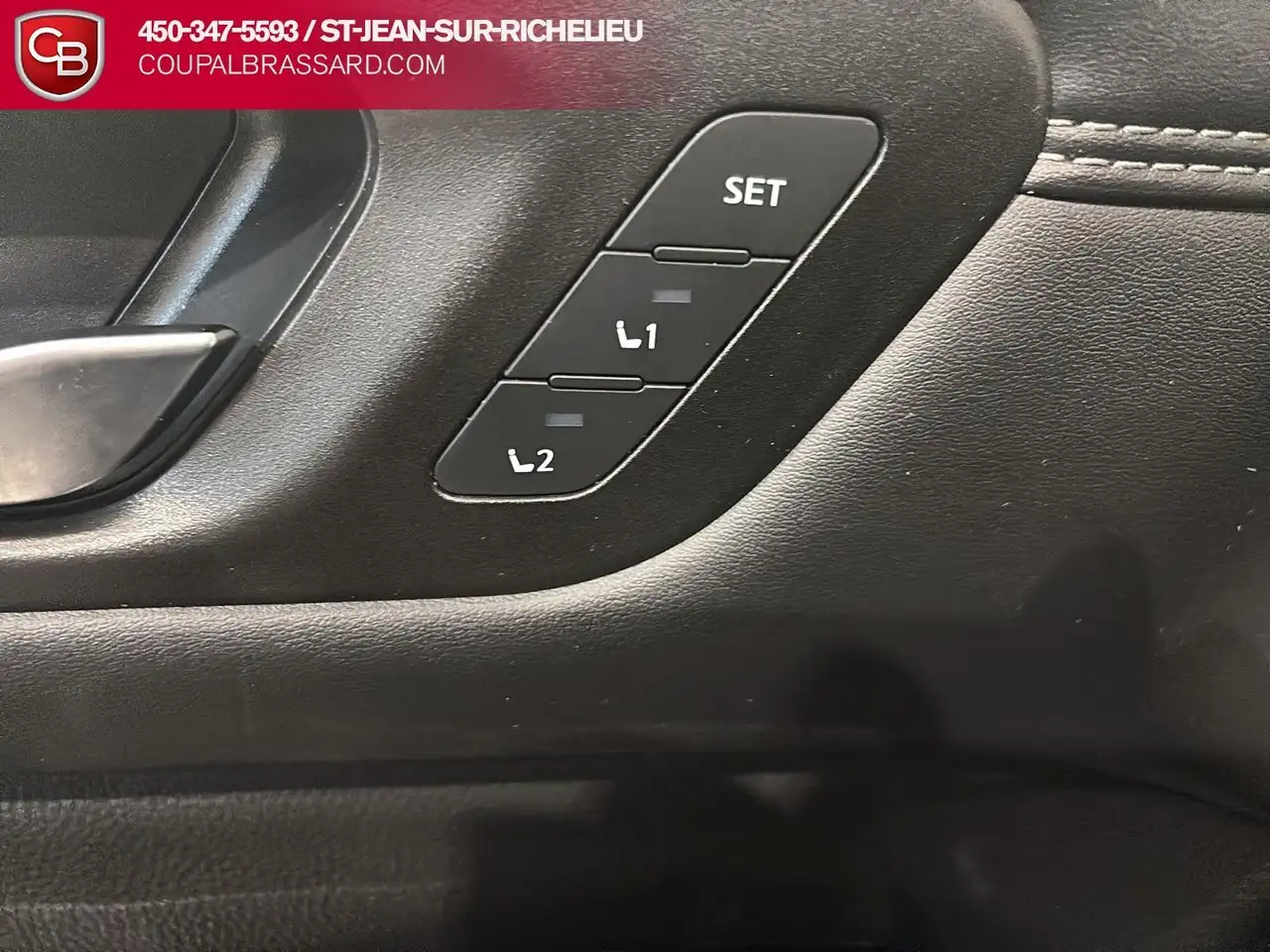 Nissan Pathfinder снимка Nissan Pathfinder