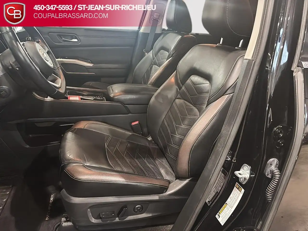 Nissan Pathfinder снимка Nissan Pathfinder