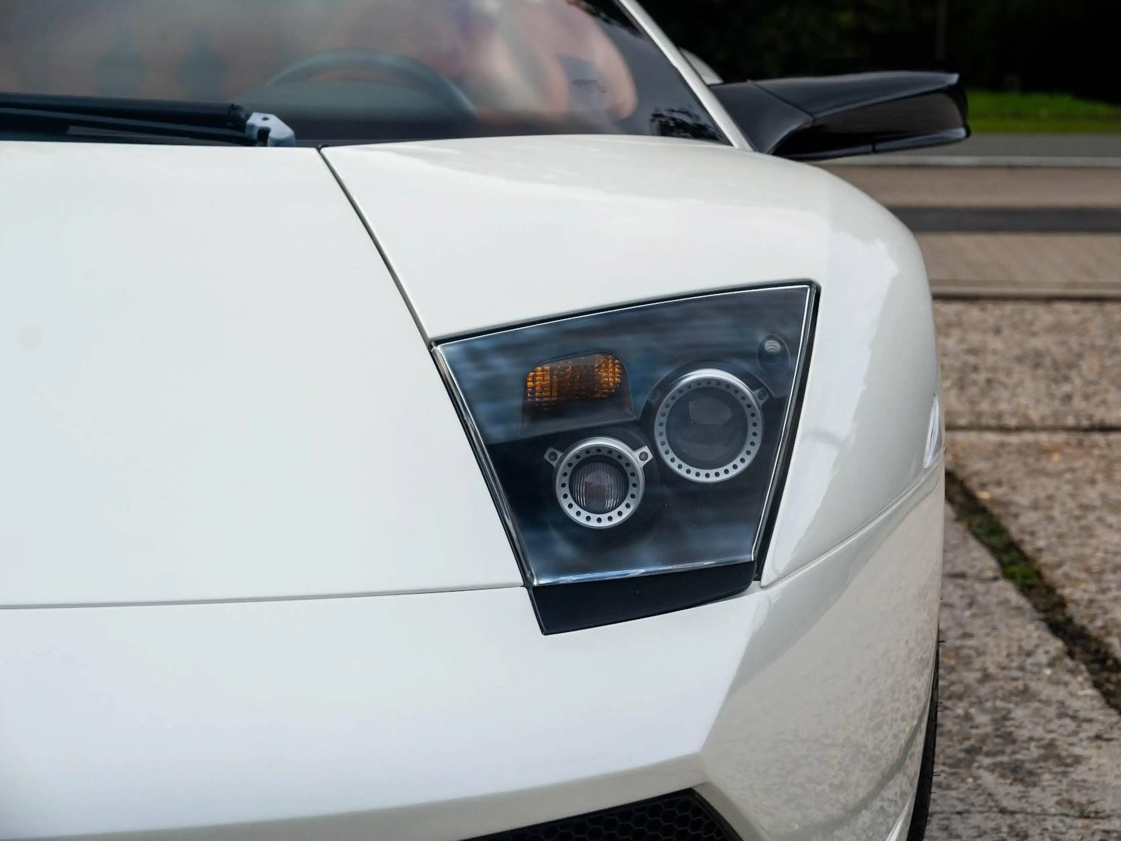 Lamborghini Murciélago Murciélago LP640 | Special order leather interior with Q citura diamond stitching — photo 18