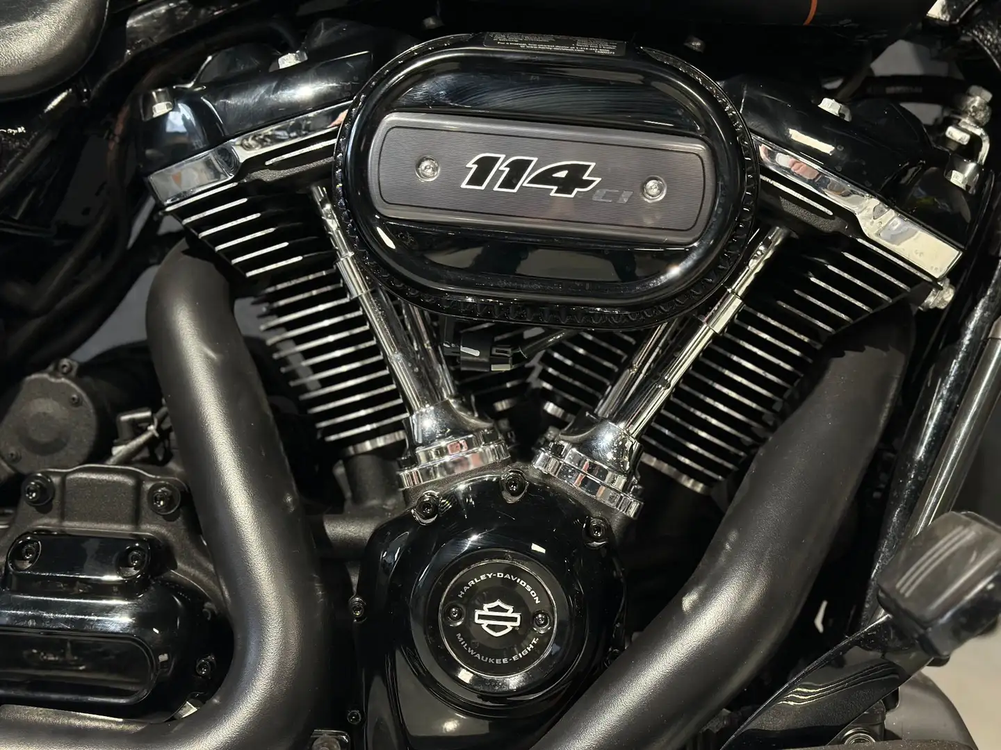 Harley-Davidson Street Glide Special 114 Schwarz - 2