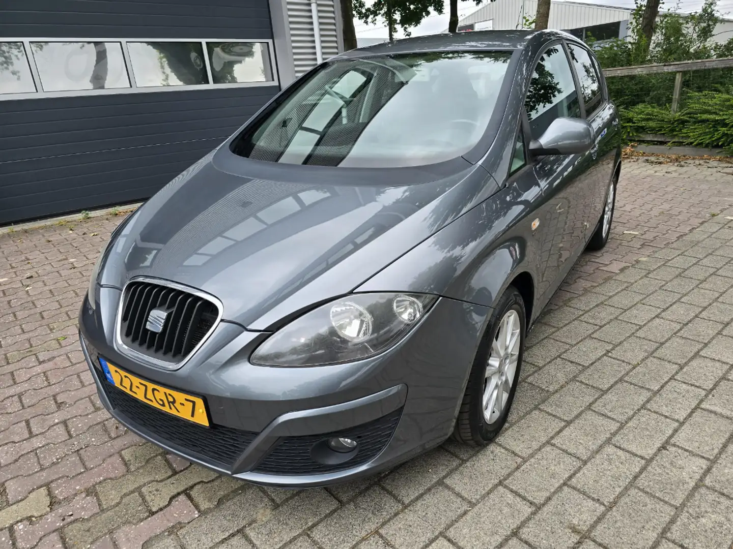 SEAT Altea 1.8 TFSI STYLE AUTOMAAT Grijs - 1