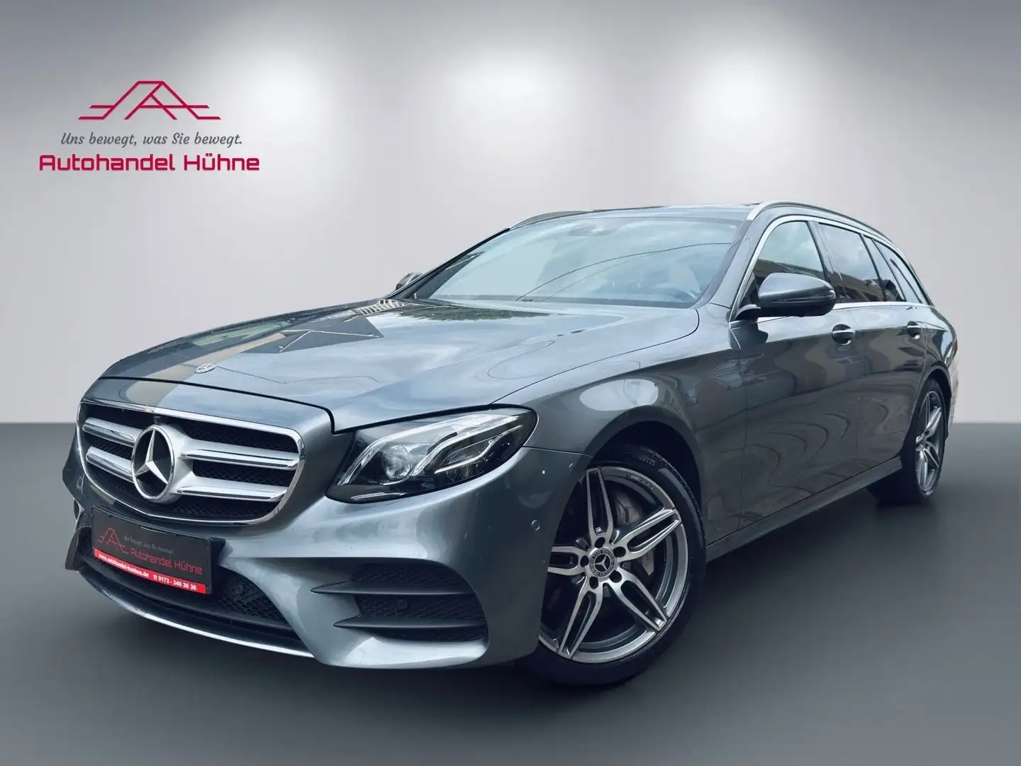 Mercedes-Benz E 400 d 4Matic/AMG Line/AHK/Widescreen/Glasdach Grey - 1