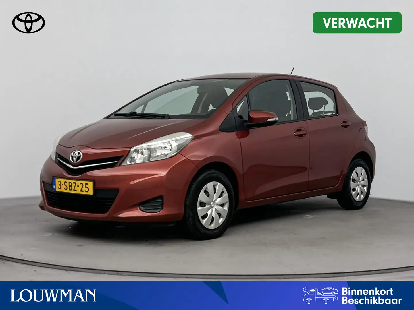 Toyota Yaris 1.0 VVT-i Aspiration | Achteruitrijcamera | Lage k Rood - 1