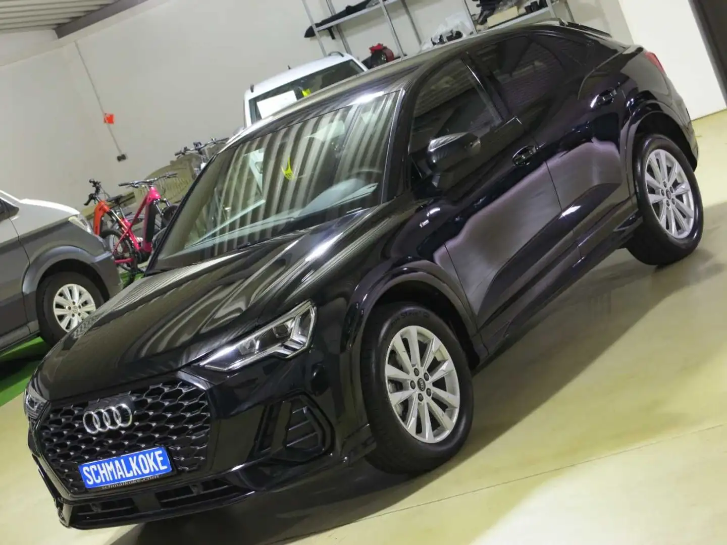 Audi Q3 35 TFSI 1.5 Sportback S tronic S line Navi Noir - 2