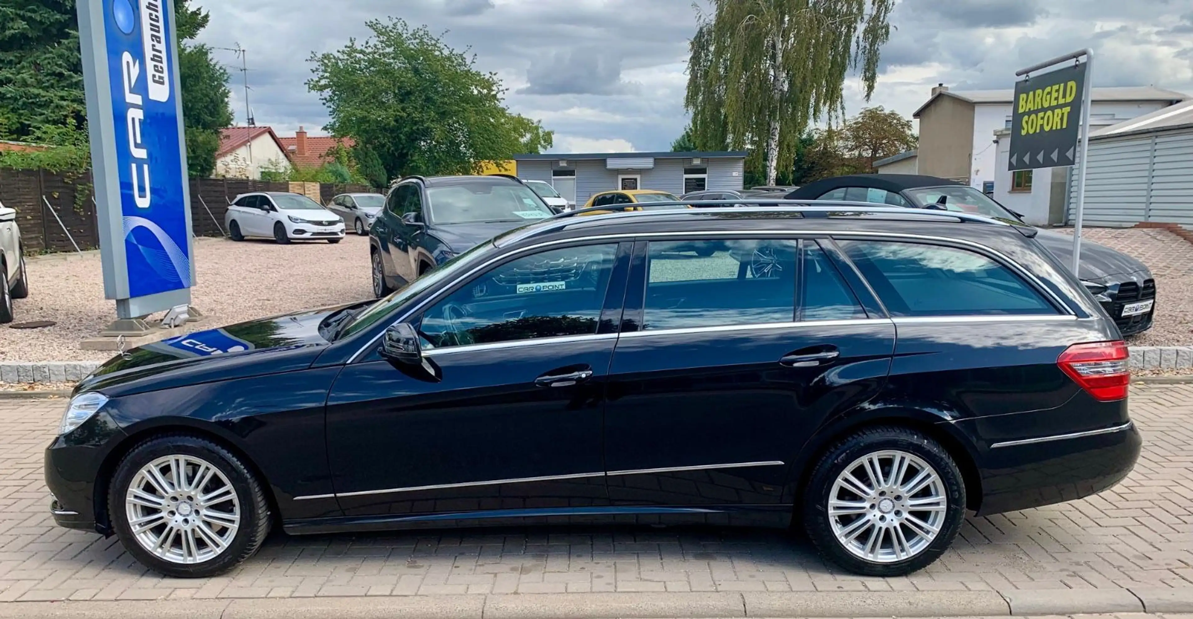 Mercedes-Benz E 250 E T-Modell, ELEGANCE, Luftfederung — photo 9