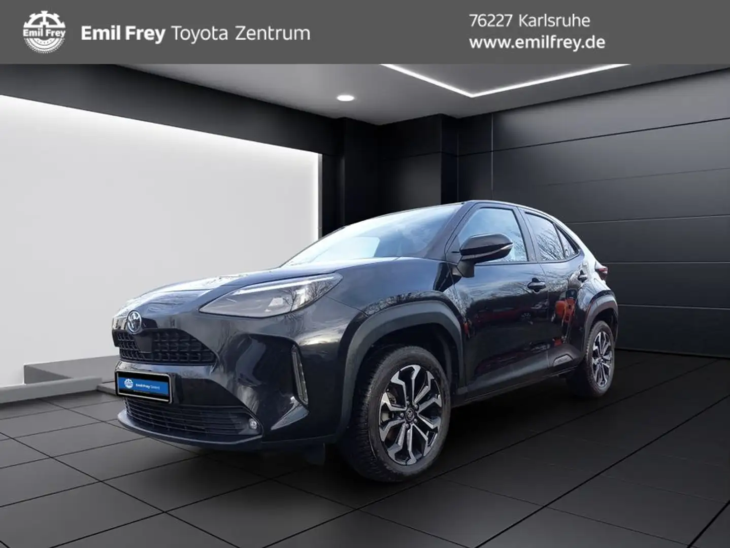 Toyota Yaris Cross Hybrid 1.5 VVT-i Team D Allwetter Schwarz - 1