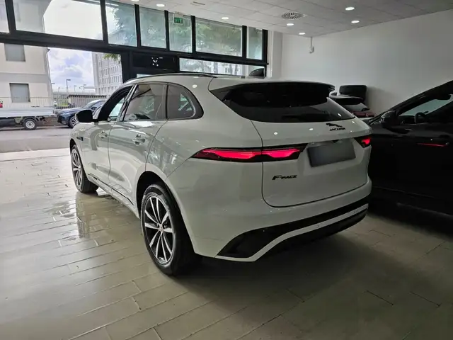 Jaguar F-Pace view 23