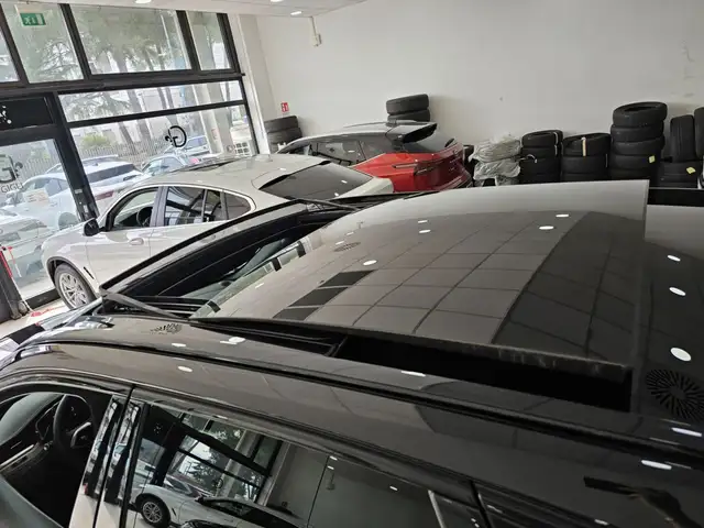 Jaguar F-Pace view 17