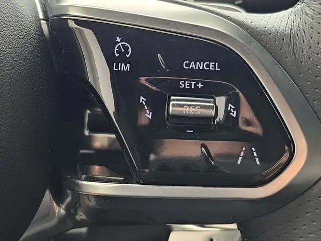 Jaguar F-Pace view 26