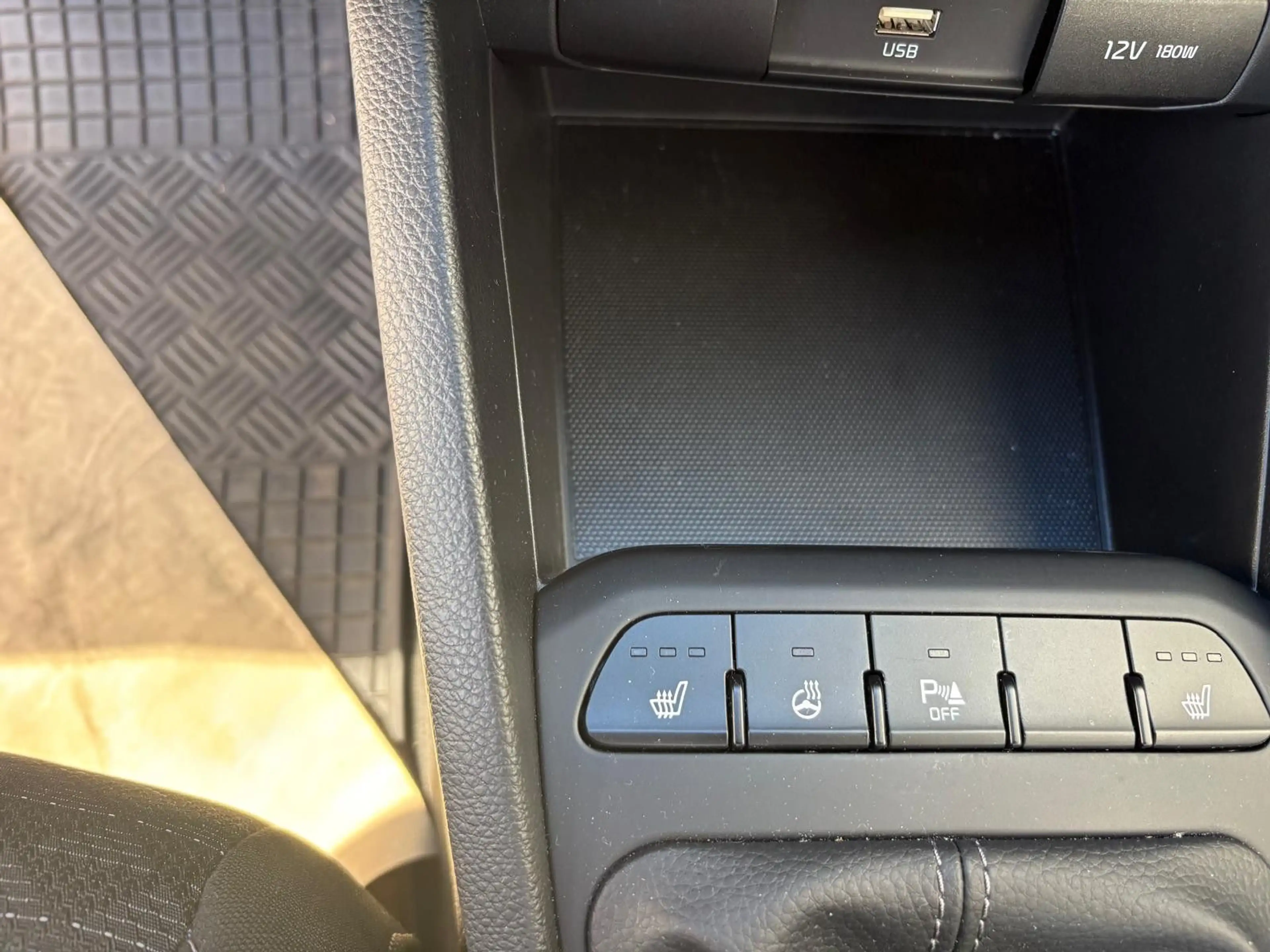 Kia Rio Edition 7 Hagelschaden !!!!!! — photo 8