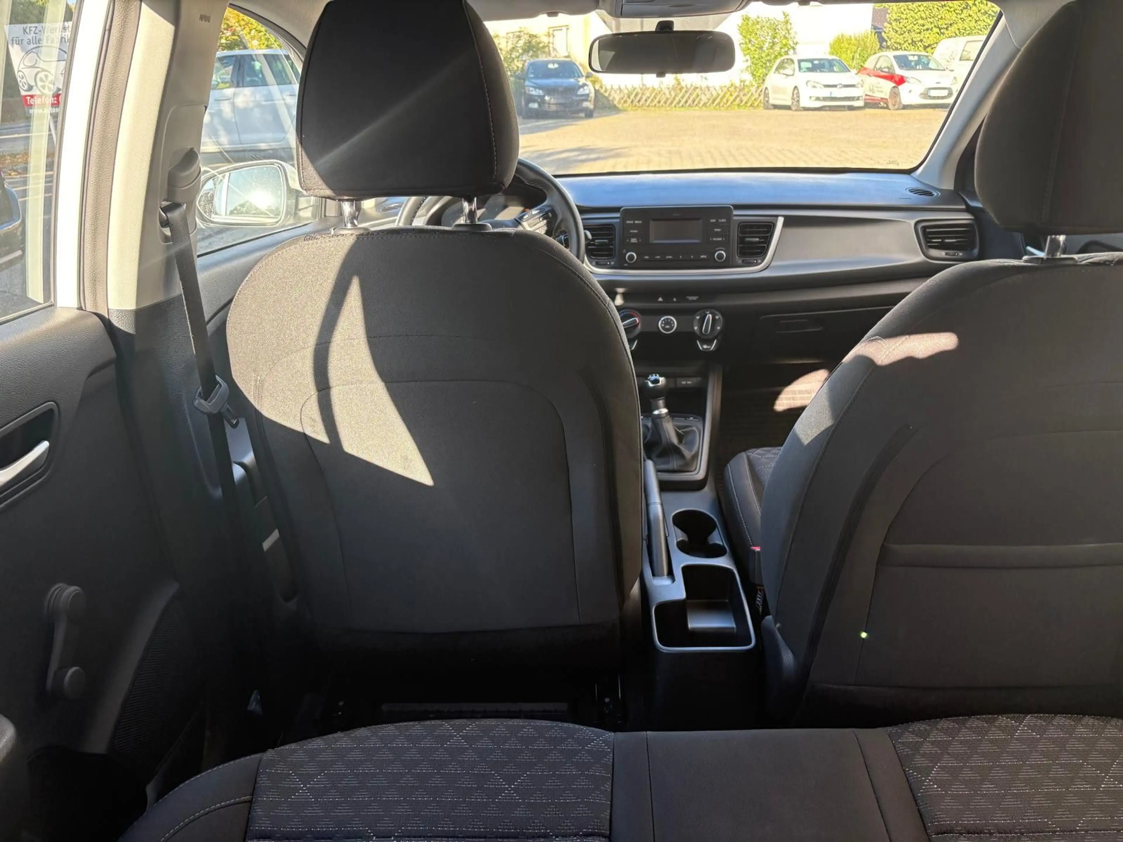 Kia Rio Edition 7 Hagelschaden !!!!!! — photo 15