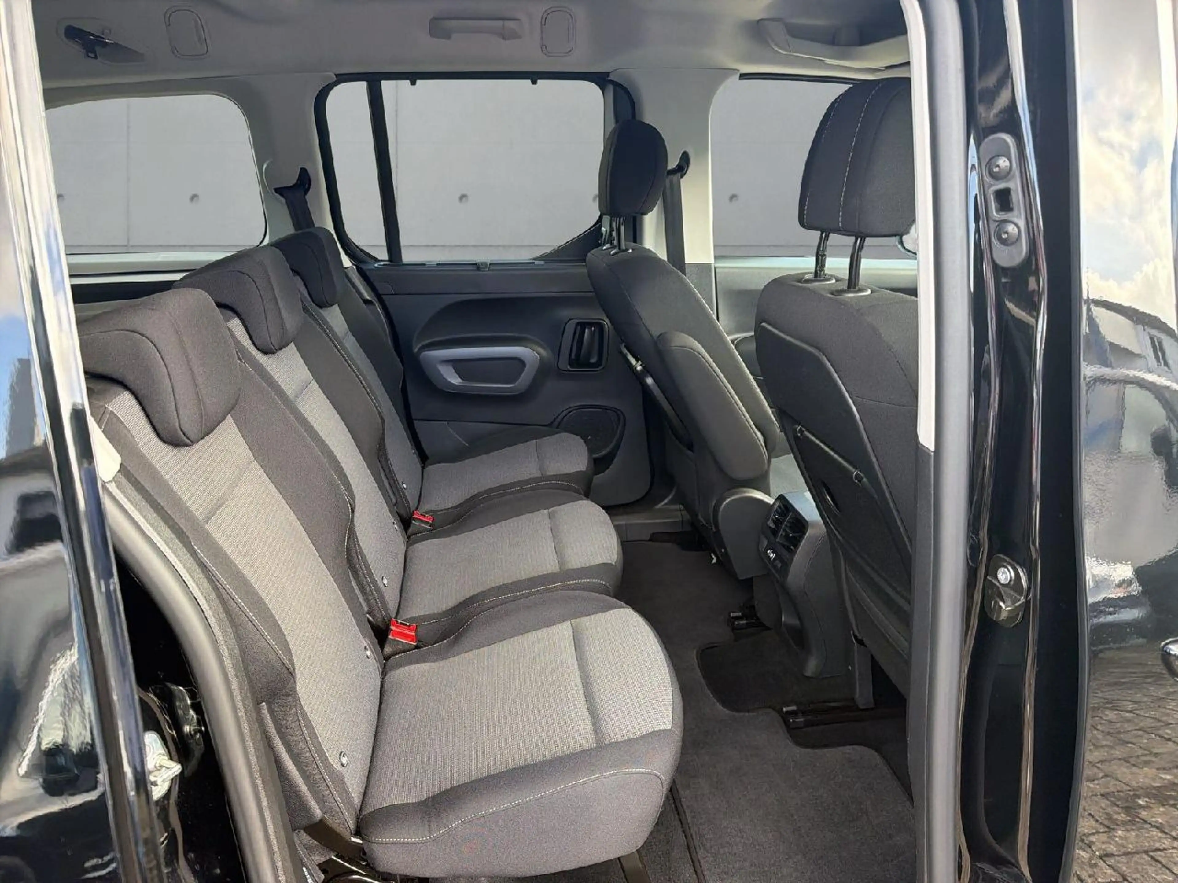Toyota Proace City Proace City Verso L2 Team Deutschland — photo 11