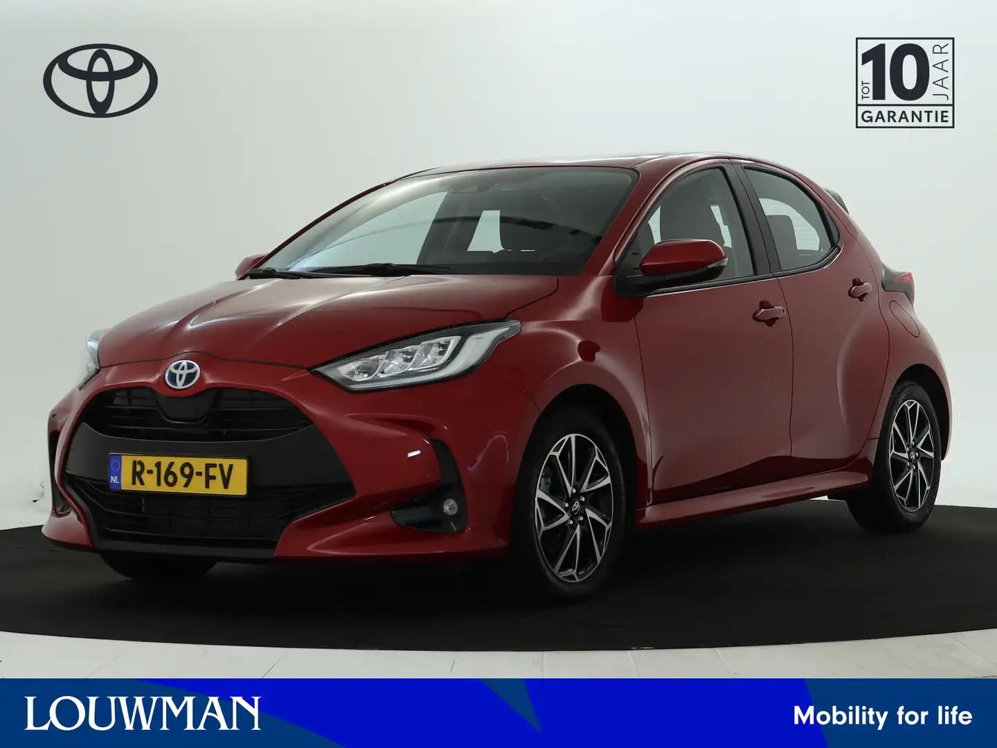 Toyota Yaris 1.5 Hybrid Dynamic Rojo - 1
