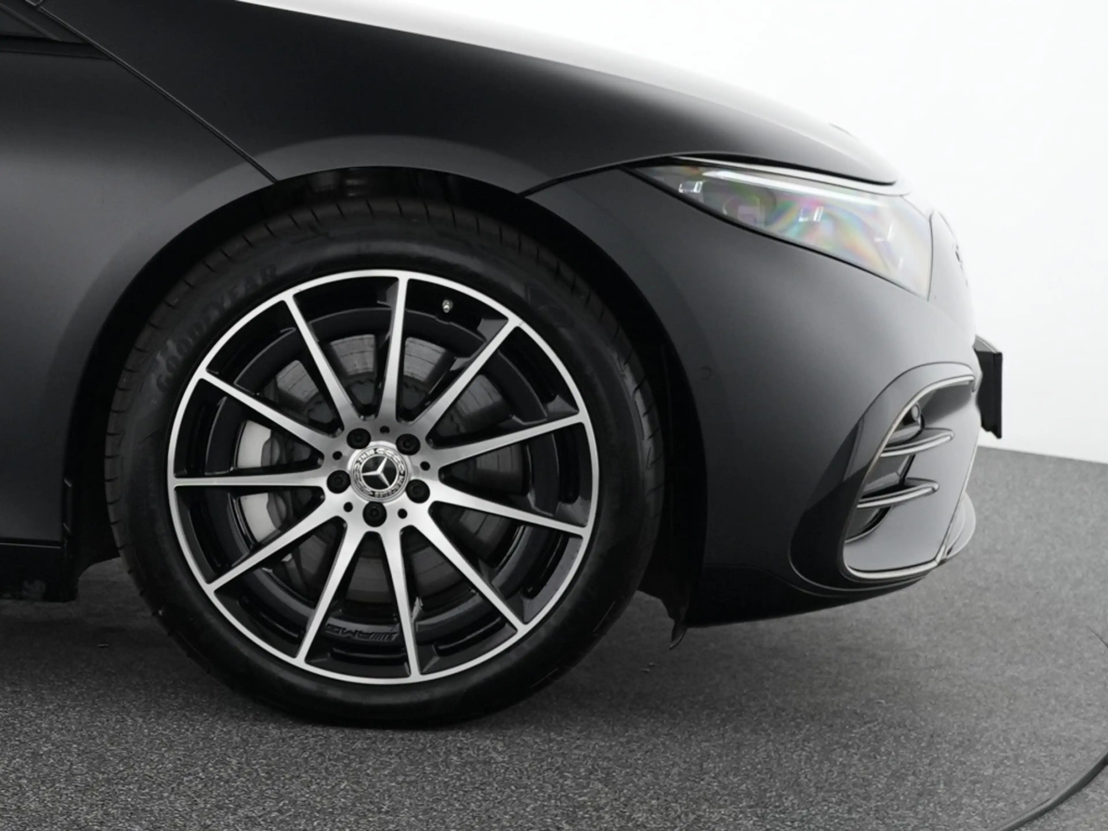 Mercedes-Benz EQS 4M AMG Night Hyper Designo UPE:181 TEUR — photo 6