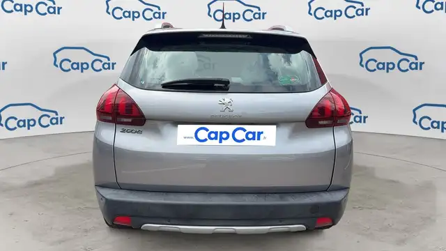 Peugeot 2008 view 3