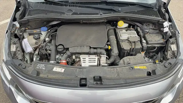 Peugeot 2008 view 15