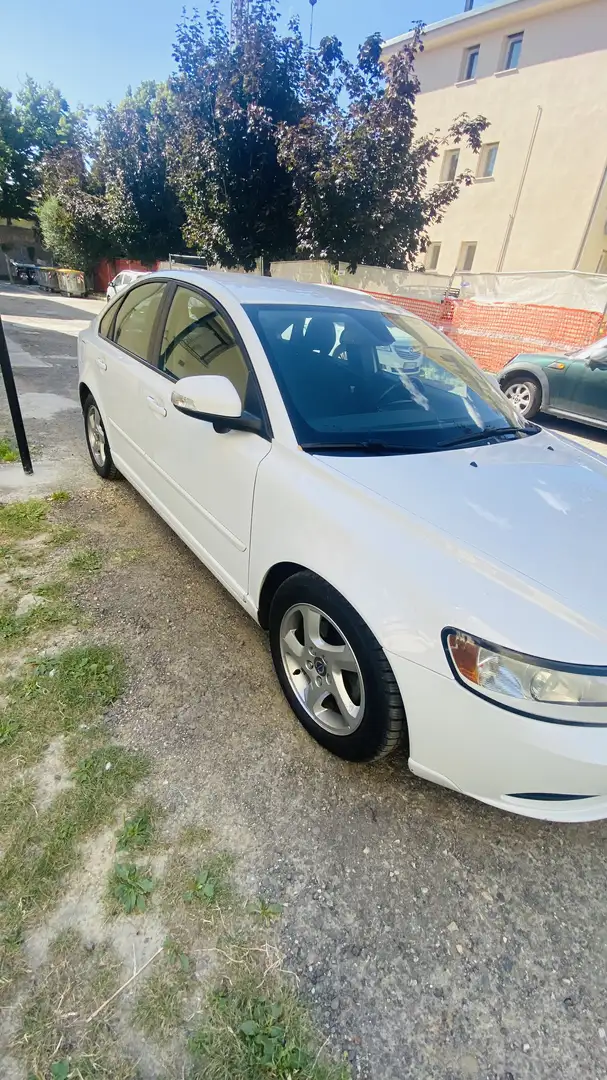 Volvo S40 1.6 d2 drive R-design - 2