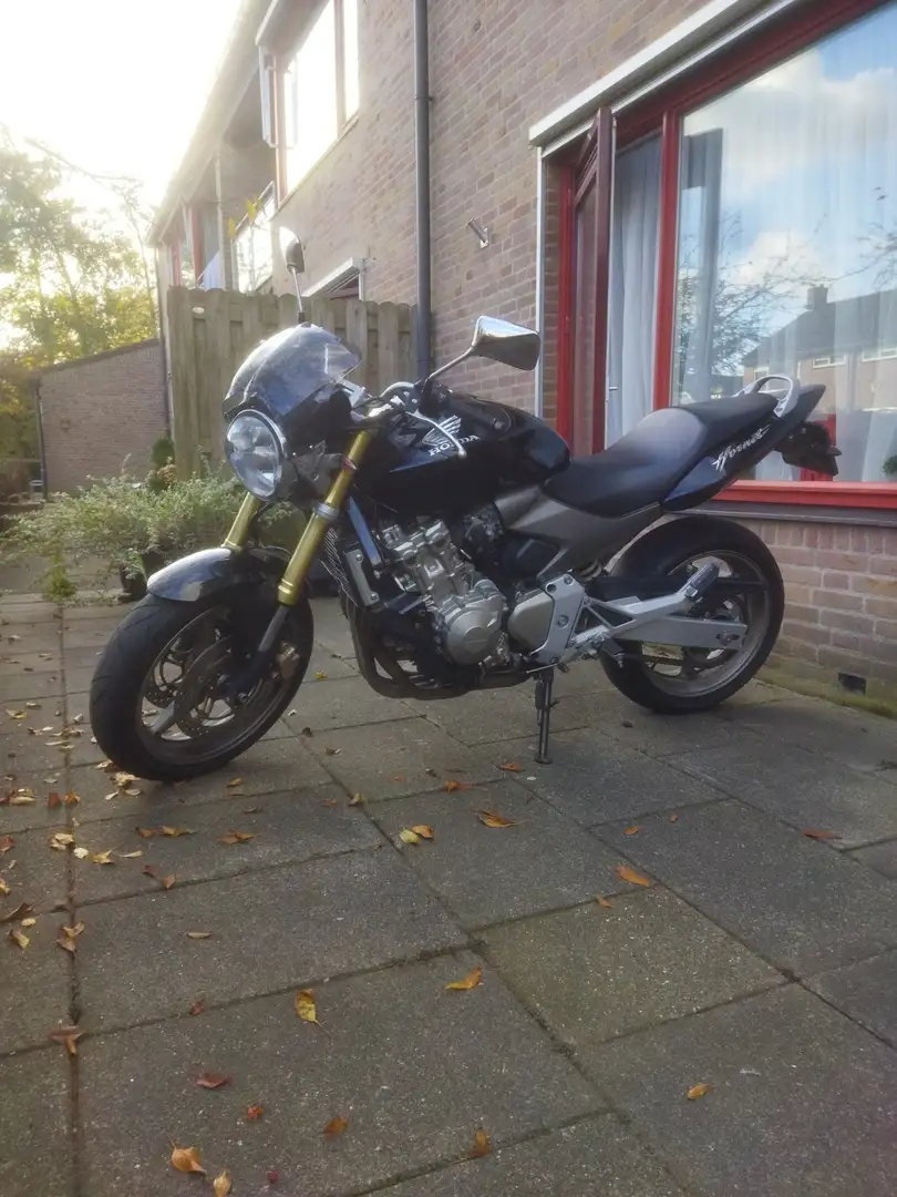 Honda Hornet Zwart - 1