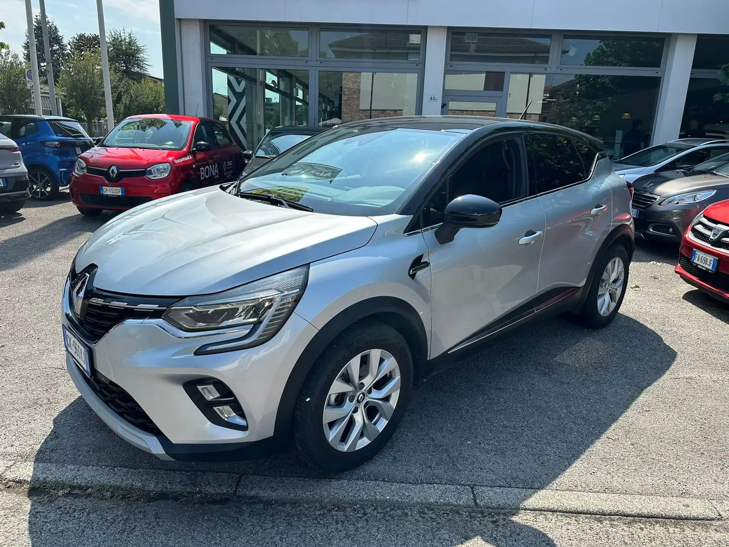 Renault Captur TCe 12V 90 CV Intens Argento - 1