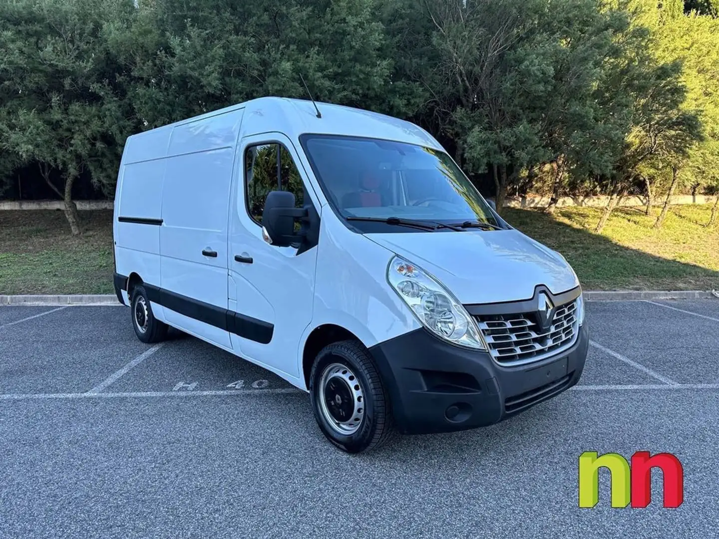 Renault Master Furgón T L2H2 3500 E 125kW (170CV) TT Bianco - 2