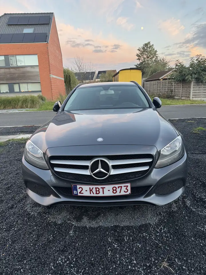 Mercedes-Benz C 180