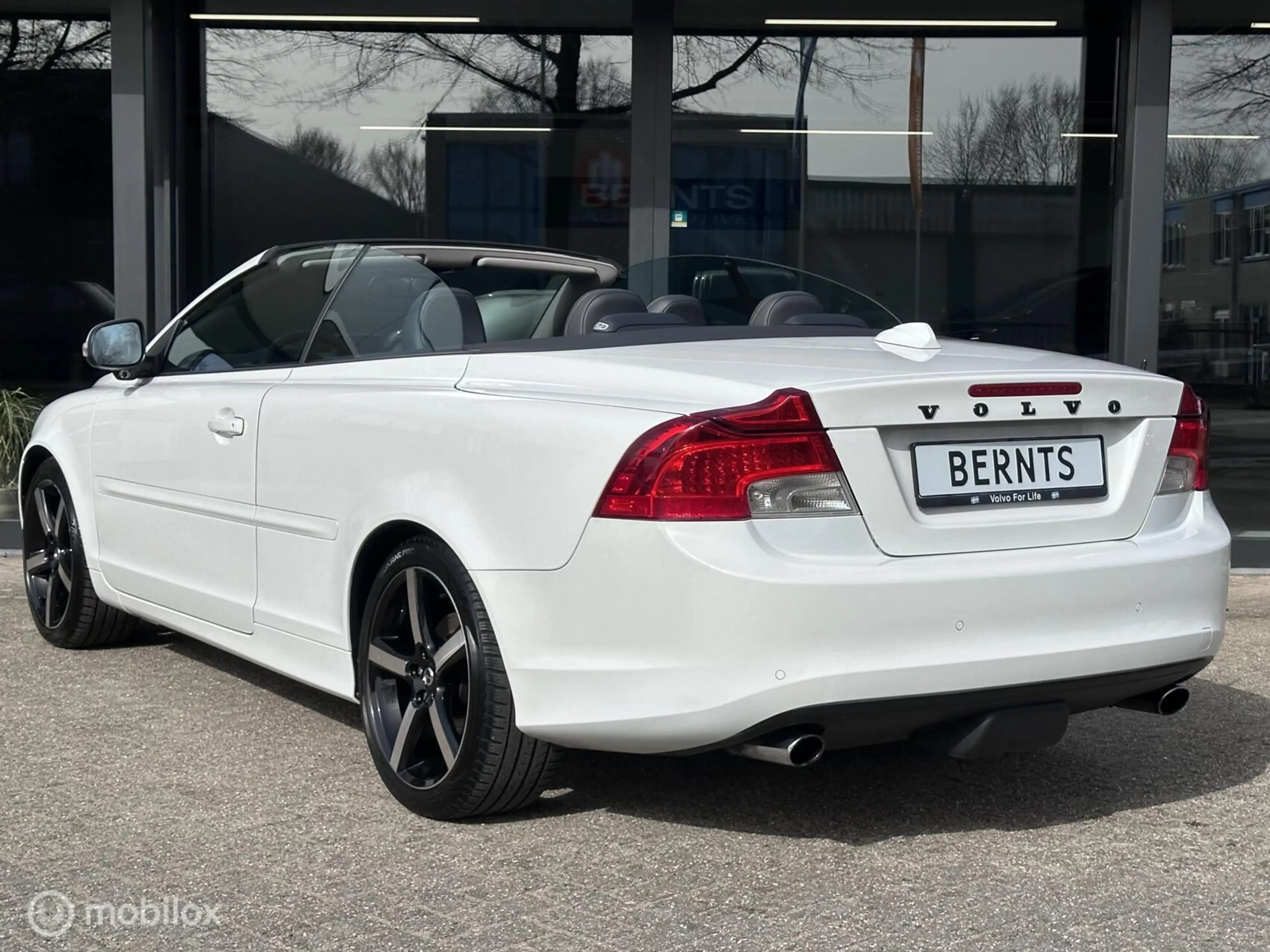 Volvo C70 Convertible 2.5 T5 Momentum — photo 11