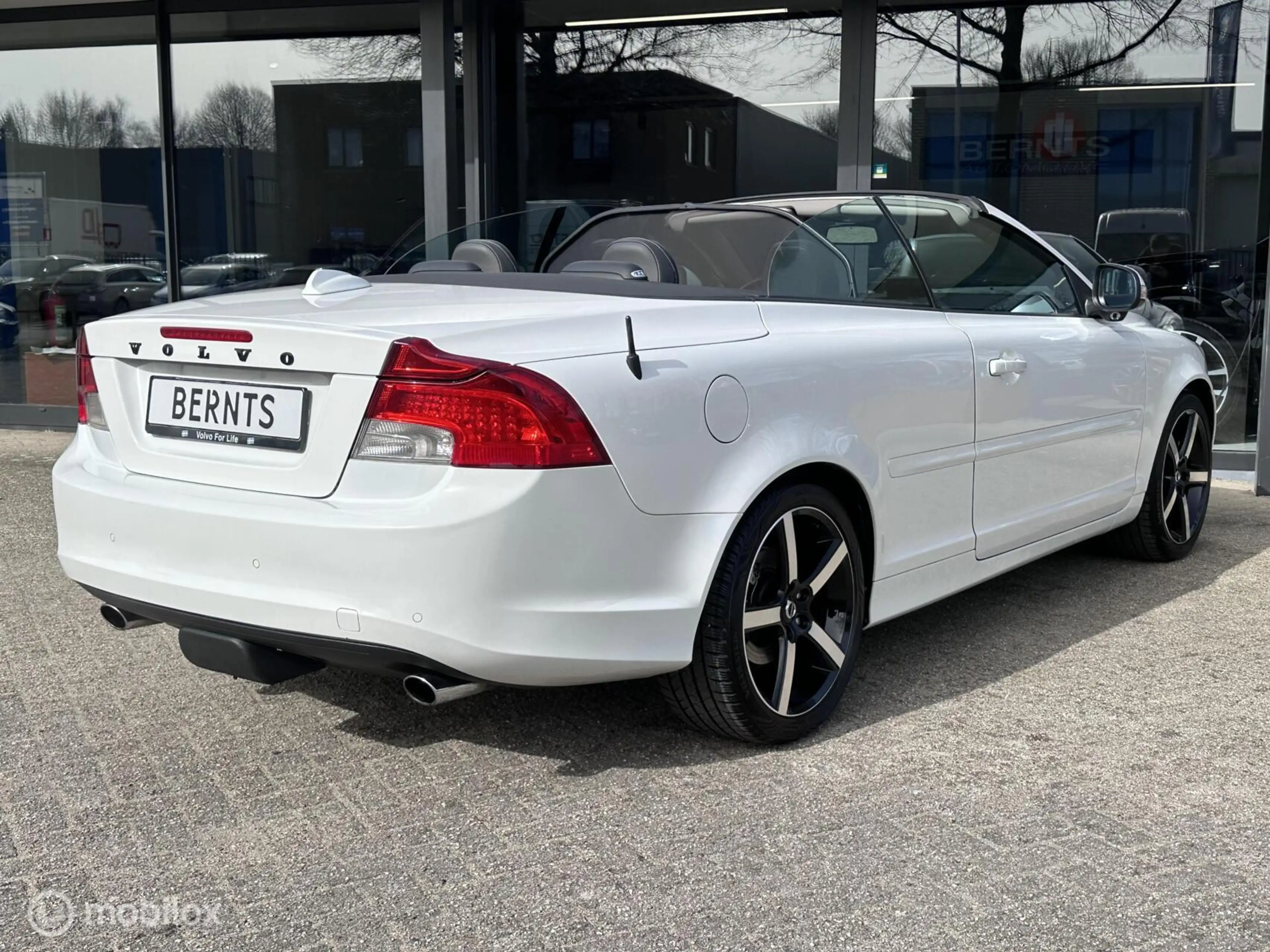 Volvo C70 Convertible 2.5 T5 Momentum — photo 18