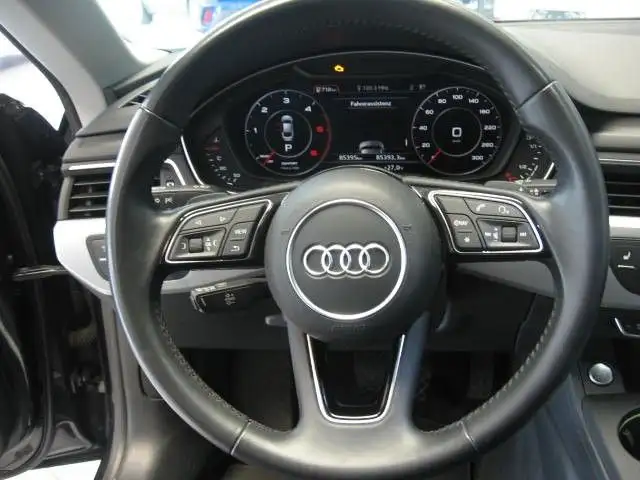 Audi A5 view 12