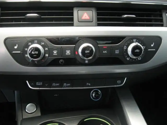 Audi A5 view 23