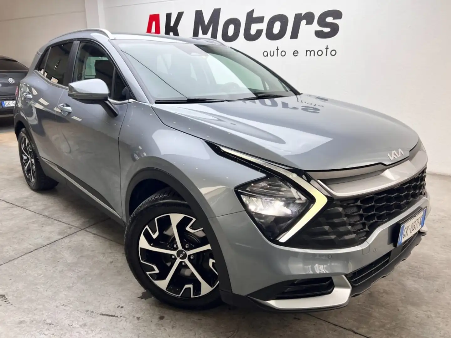 Kia Sportage 1.6 CRDI 136 CV DCT7 2WD Mild Hybrid Style Gris - 1