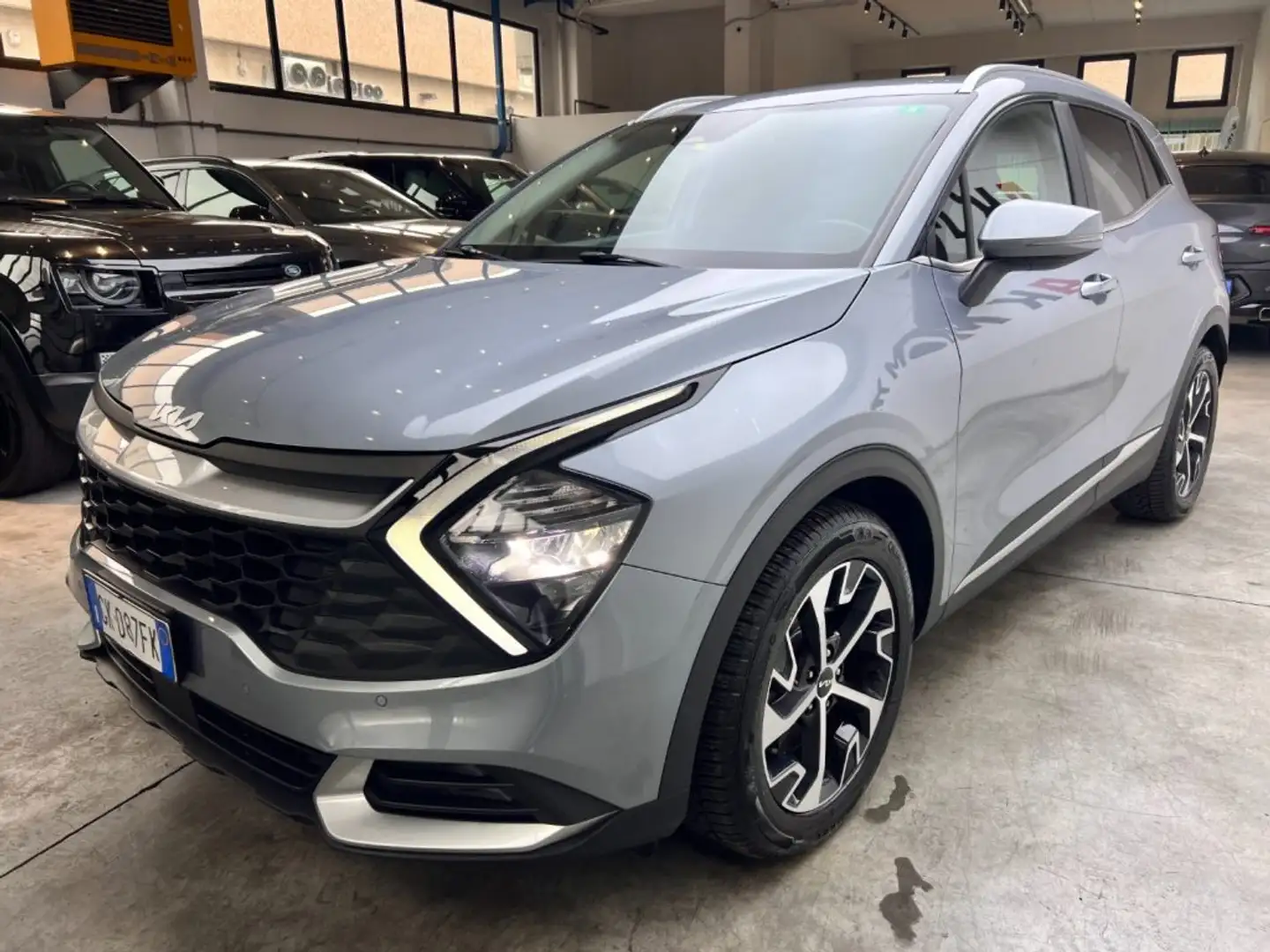 Kia Sportage 1.6 CRDI 136 CV DCT7 2WD Mild Hybrid Style Gris - 2
