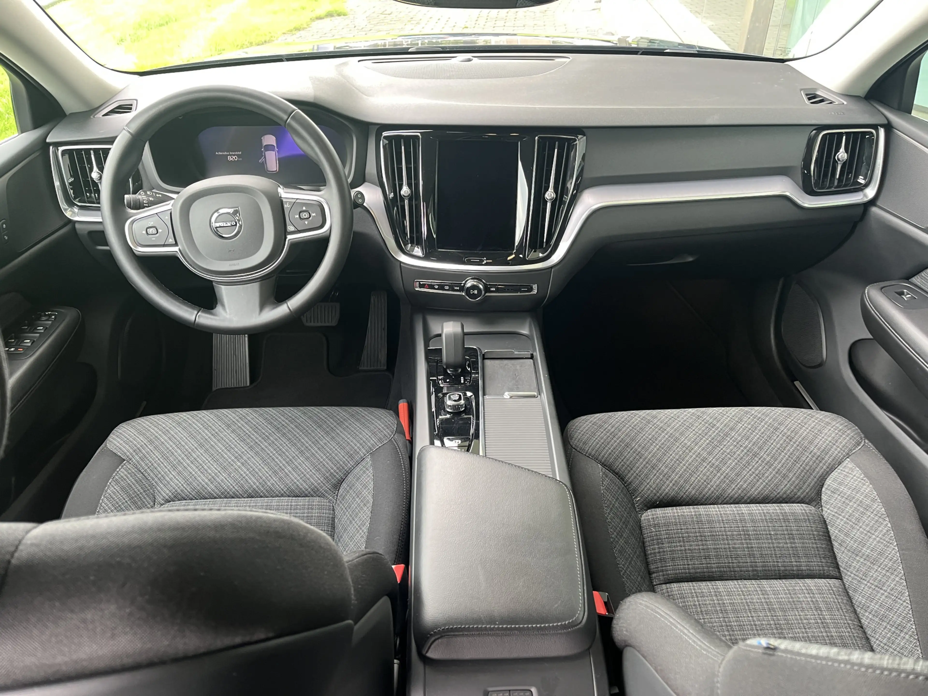 Volvo V60 2.0 B3 Core Automaat | Rijklaar incl 12 mnd Bovag — photo 7