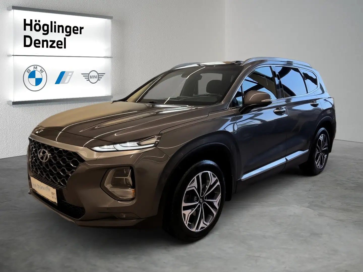 Hyundai SANTA FE 2,2 CRDi 4WD Level 6 Grau - 2