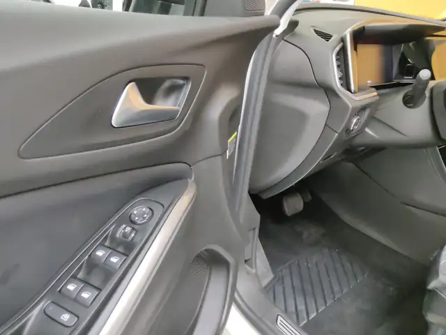 Opel Grandland view 9
