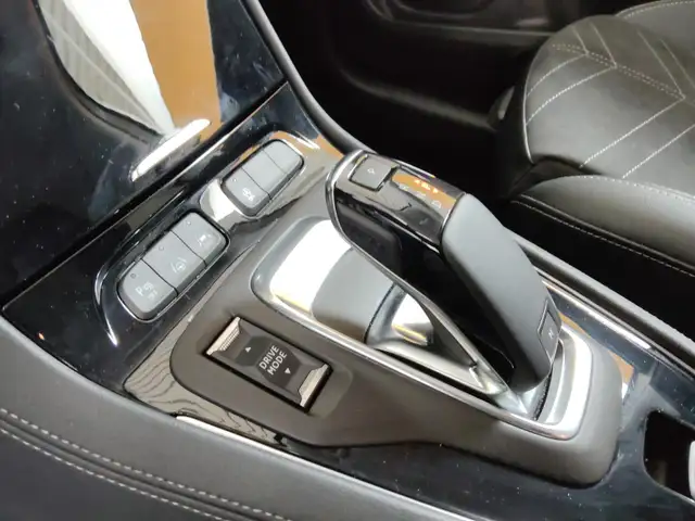 Opel Grandland view 17