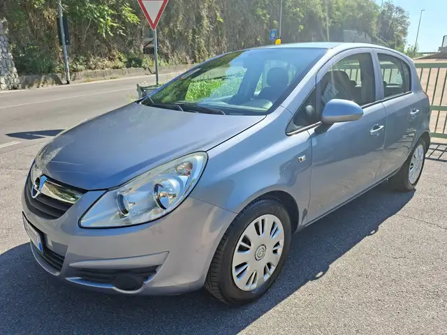 Opel Corsa 1.4 DA NEOPATENTATI