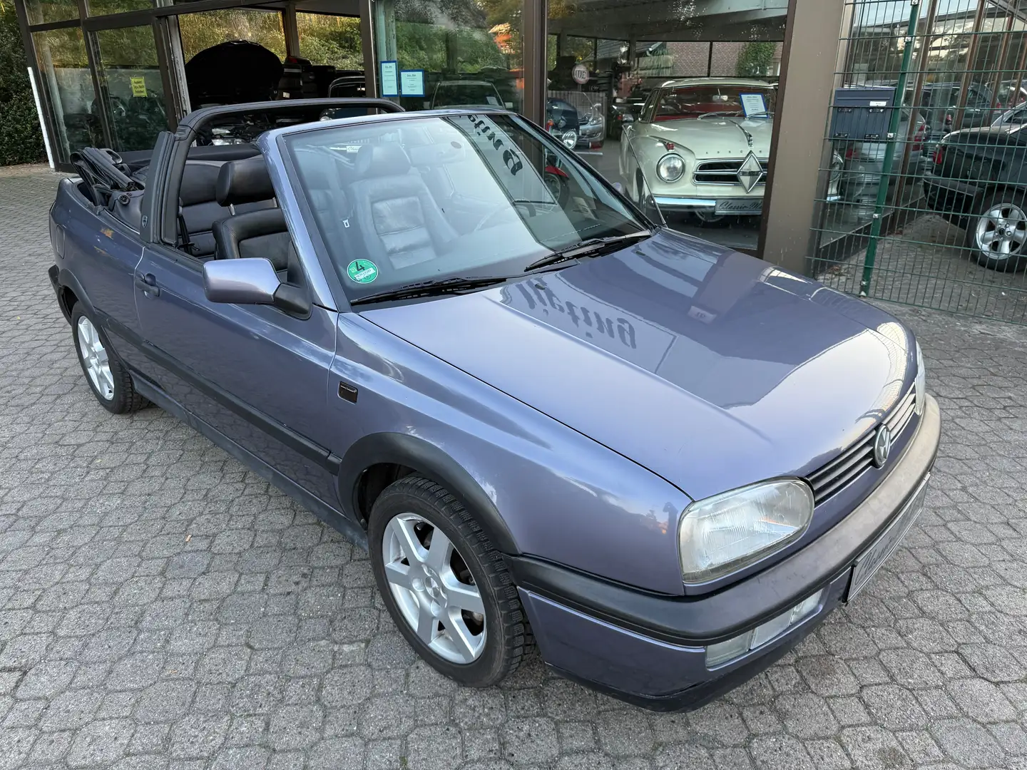 Volkswagen Golf Cabriolet Golf III Cabrio 1.8 *HU neu*nur 128 TKM*Leder* Violett - 1