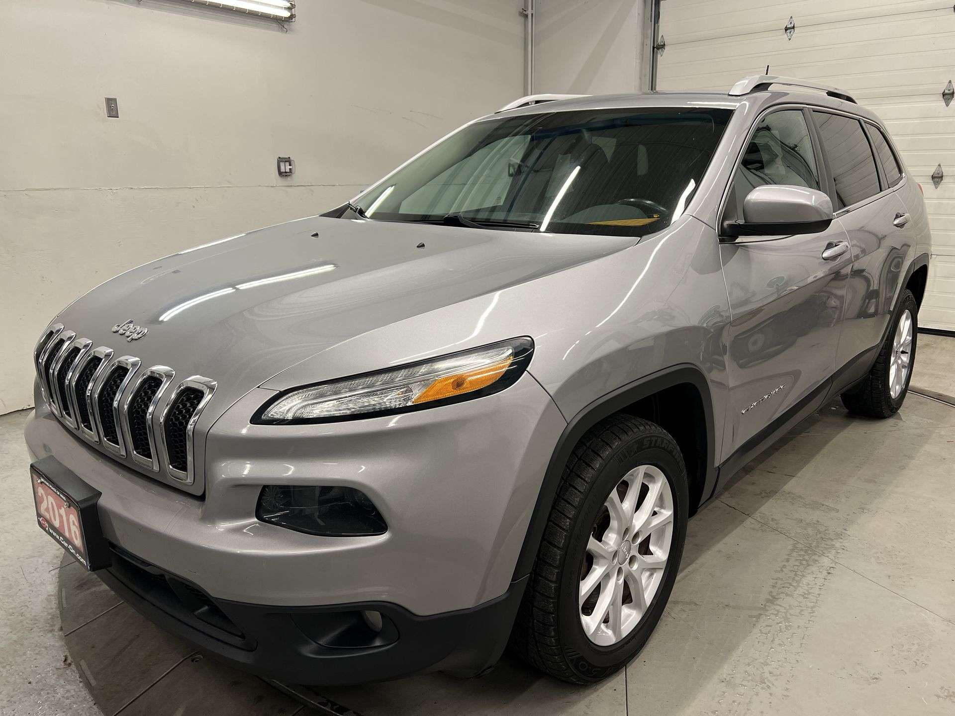 Silver 2016 Jeep Cherokee SUV / Crossover  Automatic