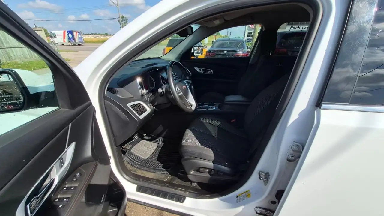 GMC Terrain photo GMC Terrain