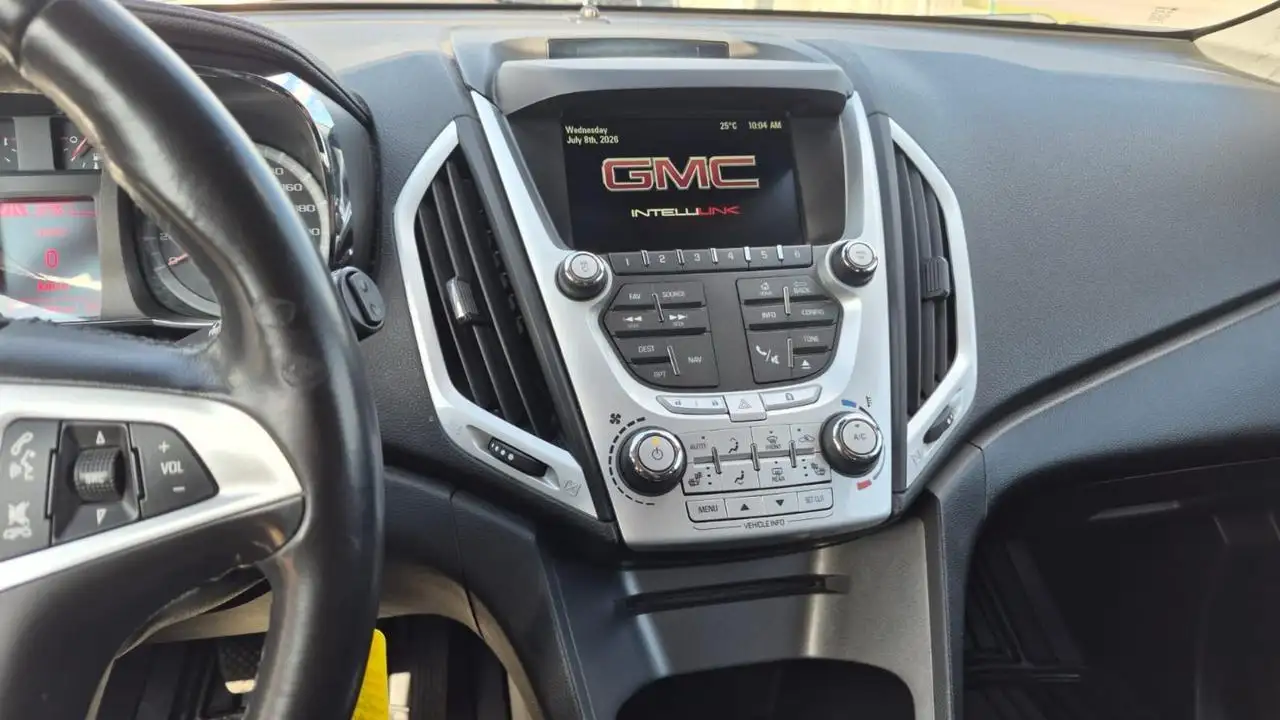 GMC Terrain photo GMC Terrain