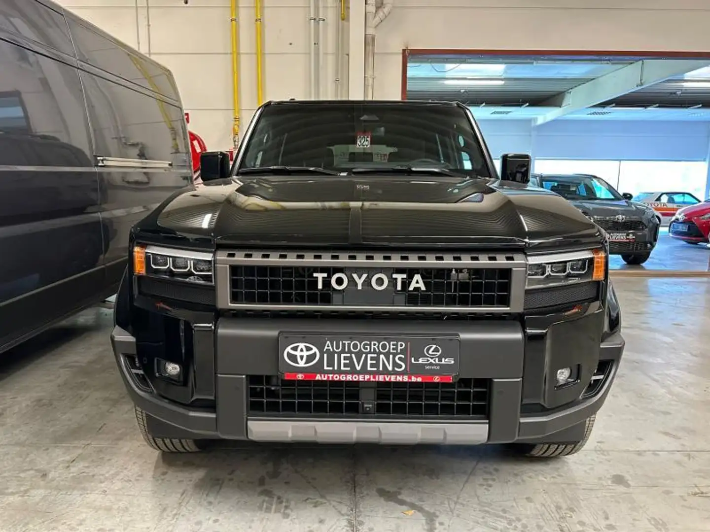 Toyota Land Cruiser 2.8 D VX-L Noir - 2