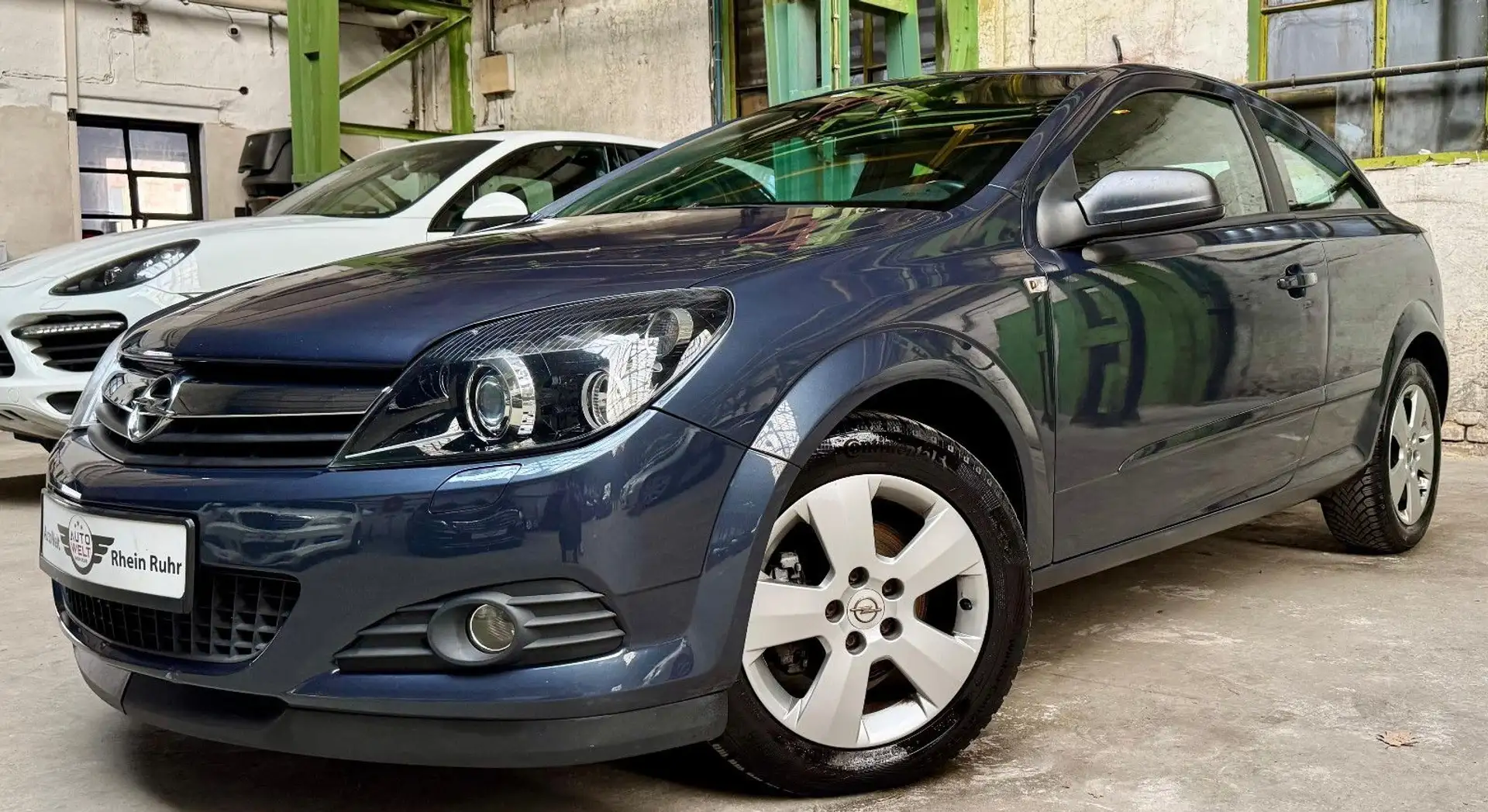 Opel Astra H GTC Innovation 1,6 Klima - 2