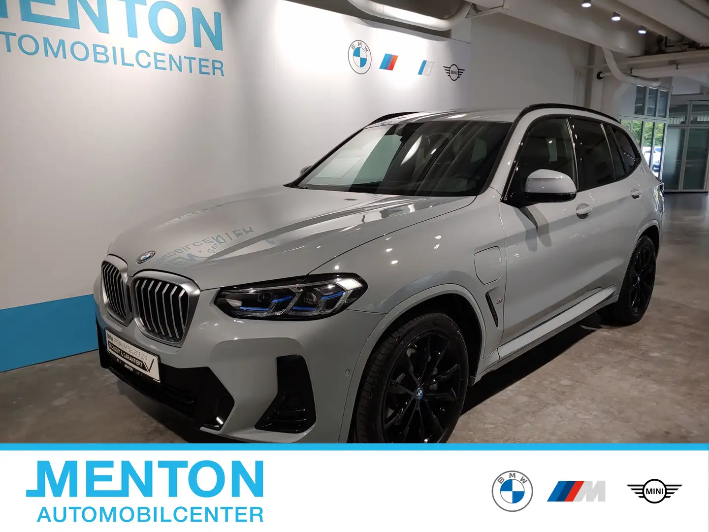BMW X3 xDrive30e M-Sportpaket/HuD/AHK/Laserlicht/20" Grau - 1