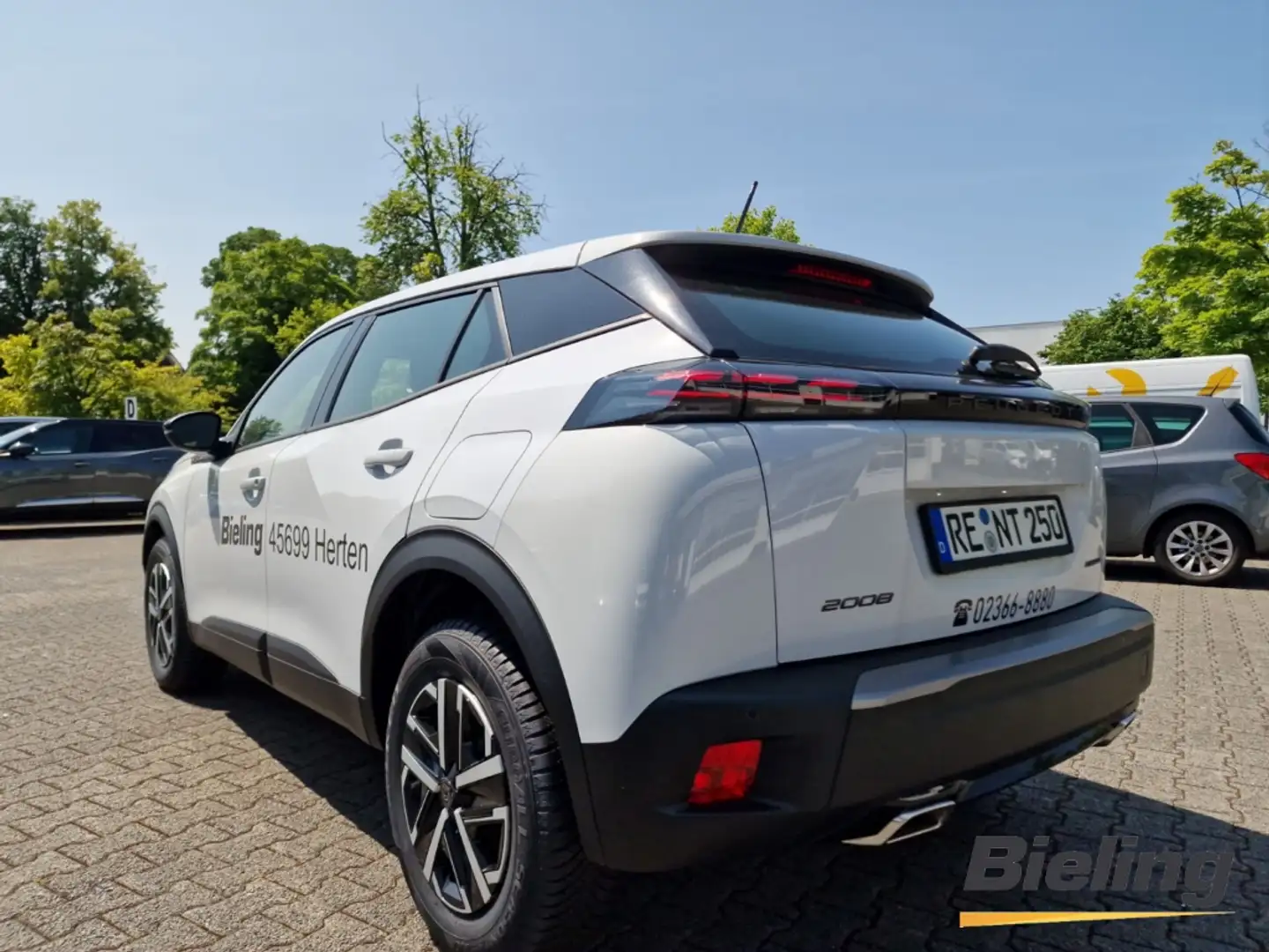 Peugeot 2008 Hybrid Style 1.2 EU6e STYLE HYBRID 145 e-DSC6 Weiß - 2