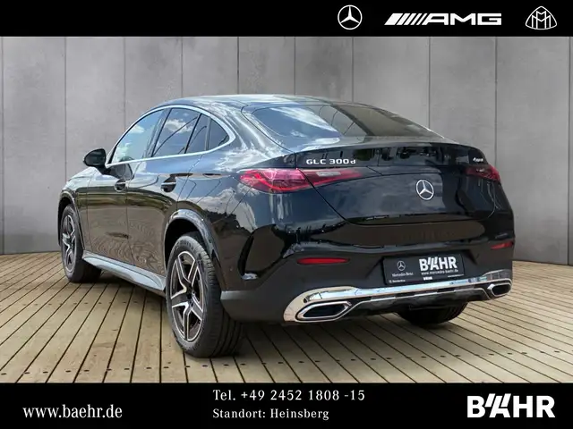 Mercedes-Benz GLC view 3