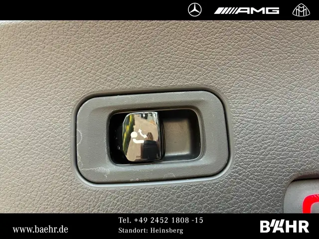 Mercedes-Benz GLC view 11